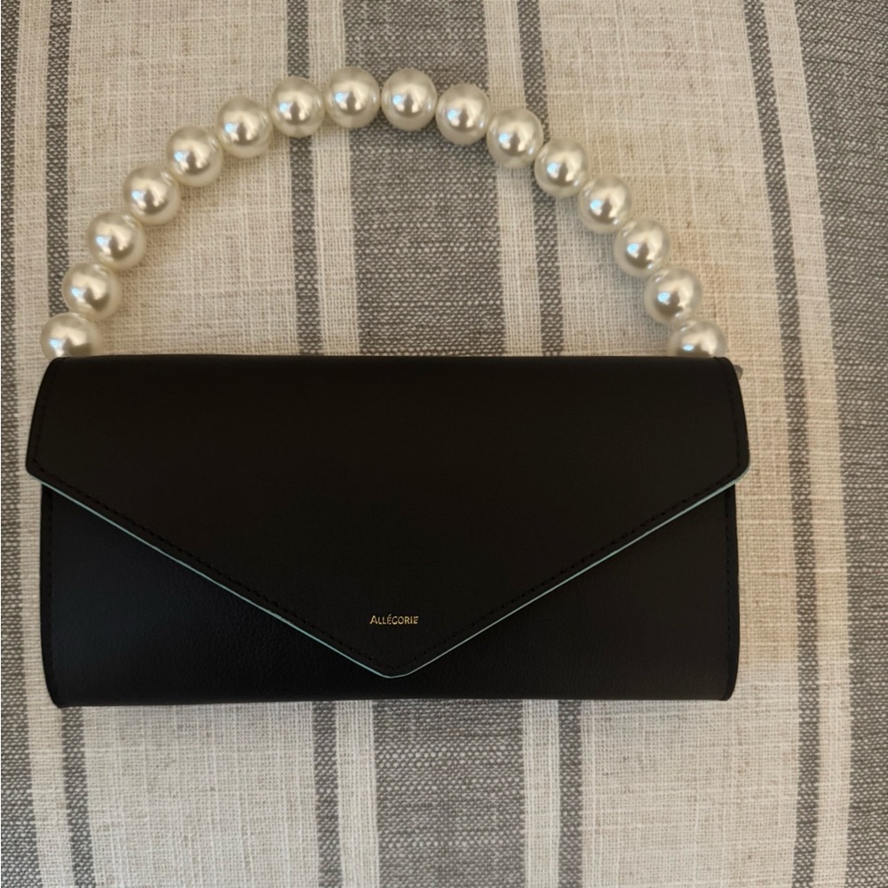 Allégorie Gala clutch wallet / vegan apple leather